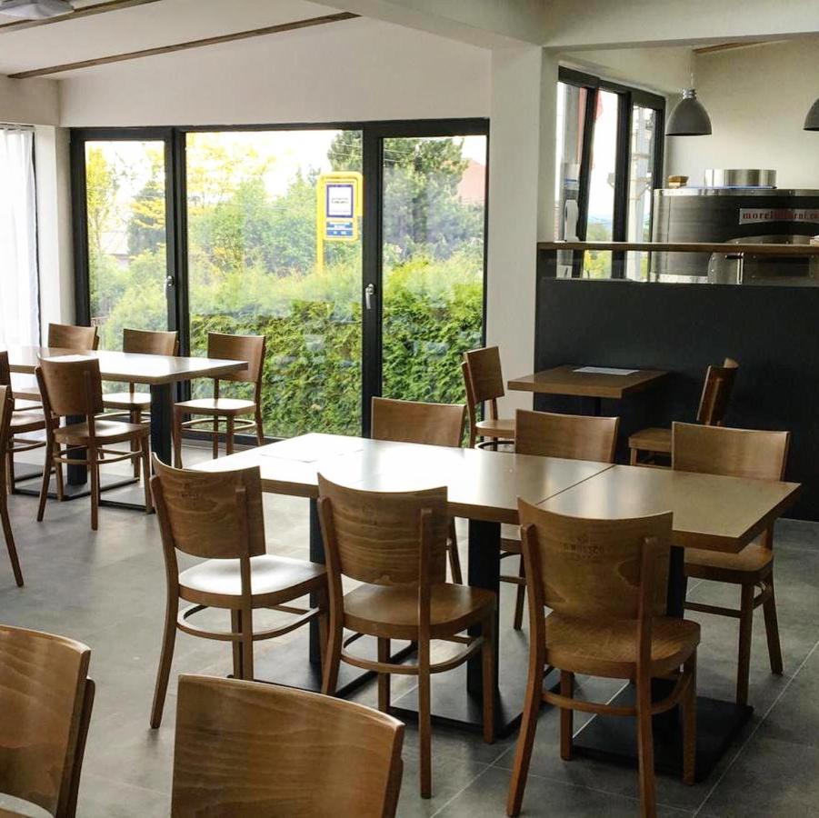 Restaurace A Penzion U Hasicu Климковице Экстерьер фото